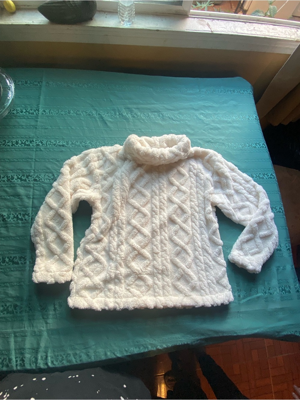 Eddie Bauer Cream Cable-Knit Turtleneck Sweater